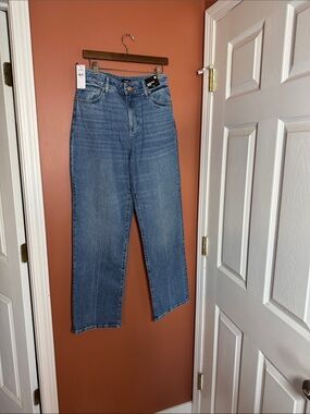NWT Express High-Rise Relaxed Straight Leg Jeans